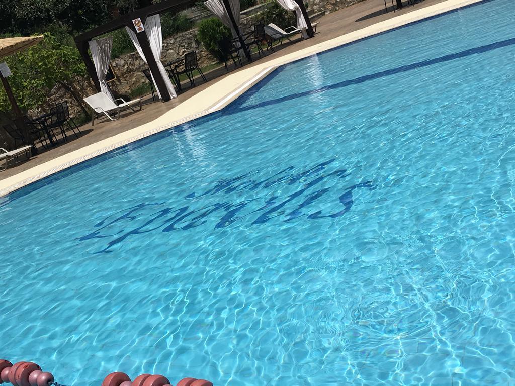 Hotel Epavlis Káto Poróïa 外观 照片