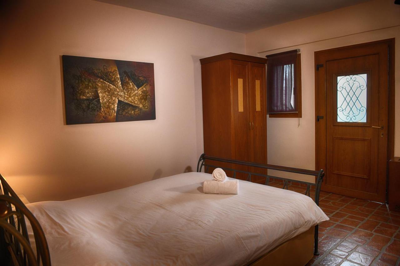 Hotel Epavlis Káto Poróïa 外观 照片