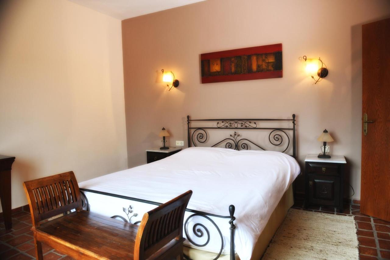 Hotel Epavlis Káto Poróïa 外观 照片