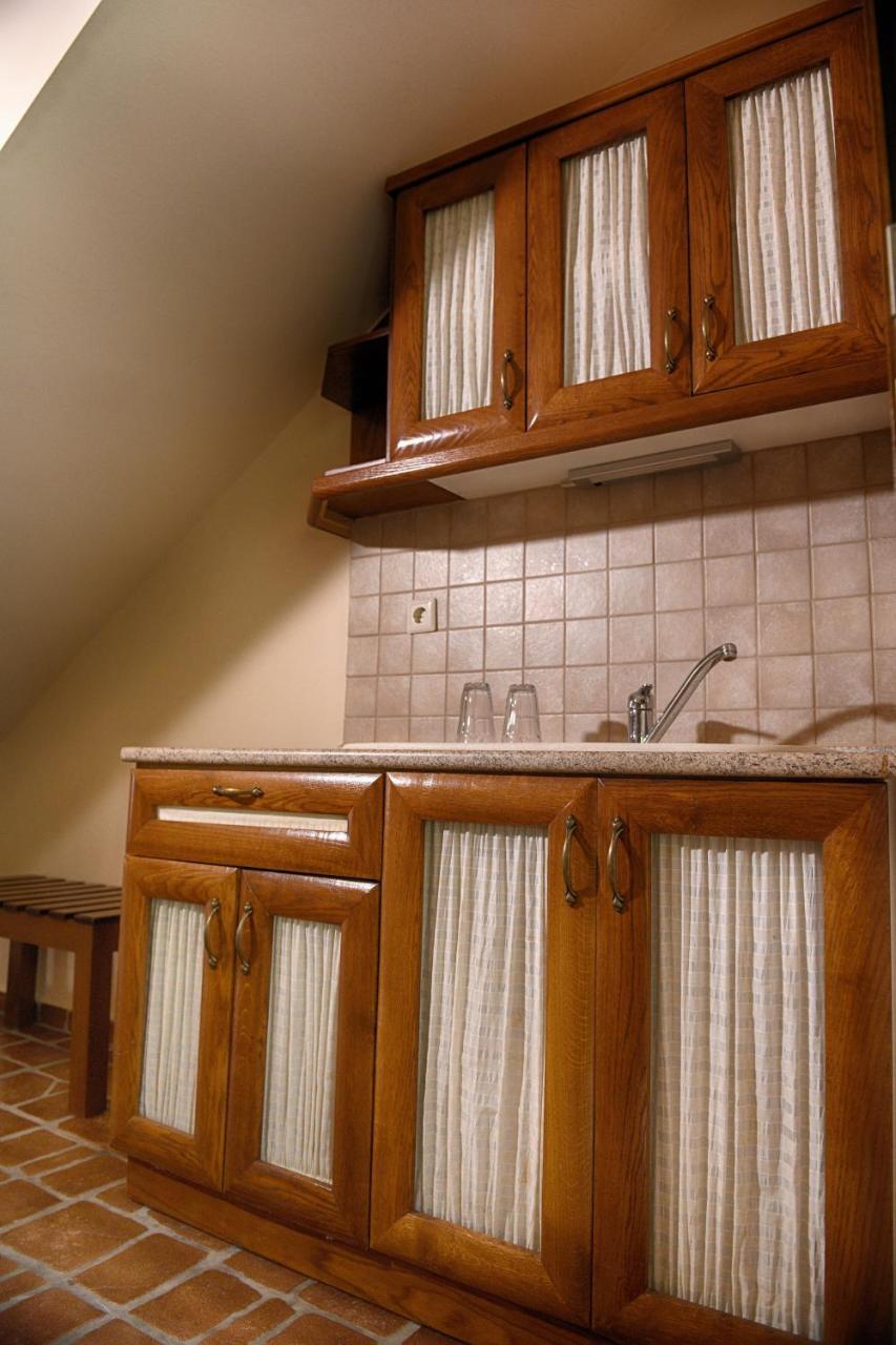 Hotel Epavlis Káto Poróïa 外观 照片