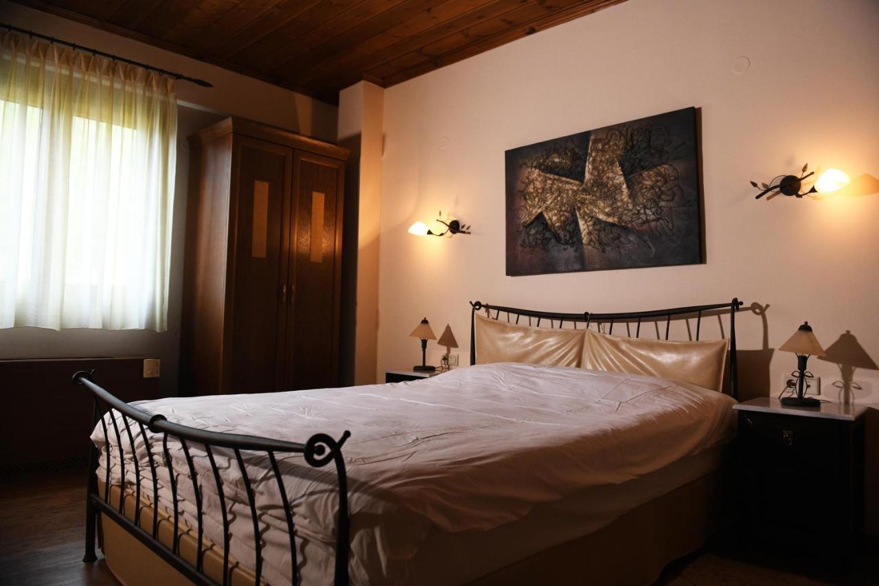 Hotel Epavlis Káto Poróïa 外观 照片