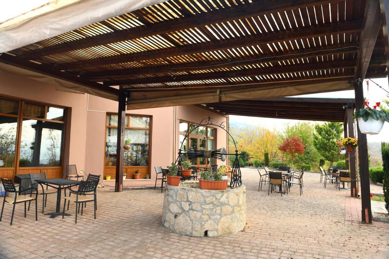 Hotel Epavlis Káto Poróïa 外观 照片